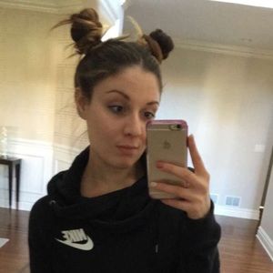 Meet your Posher, Gina